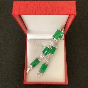 NEW 925 s silver emerald green jade bracelet .